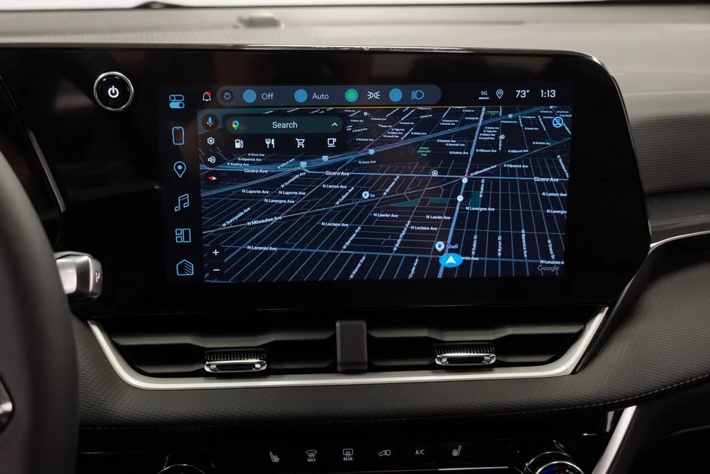 2027 Chevrolet Equinox LT - Photo 16