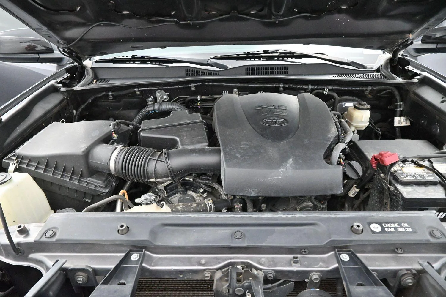 Used 2017 Magnetite Gray Metallic Toyota SR5 image 32