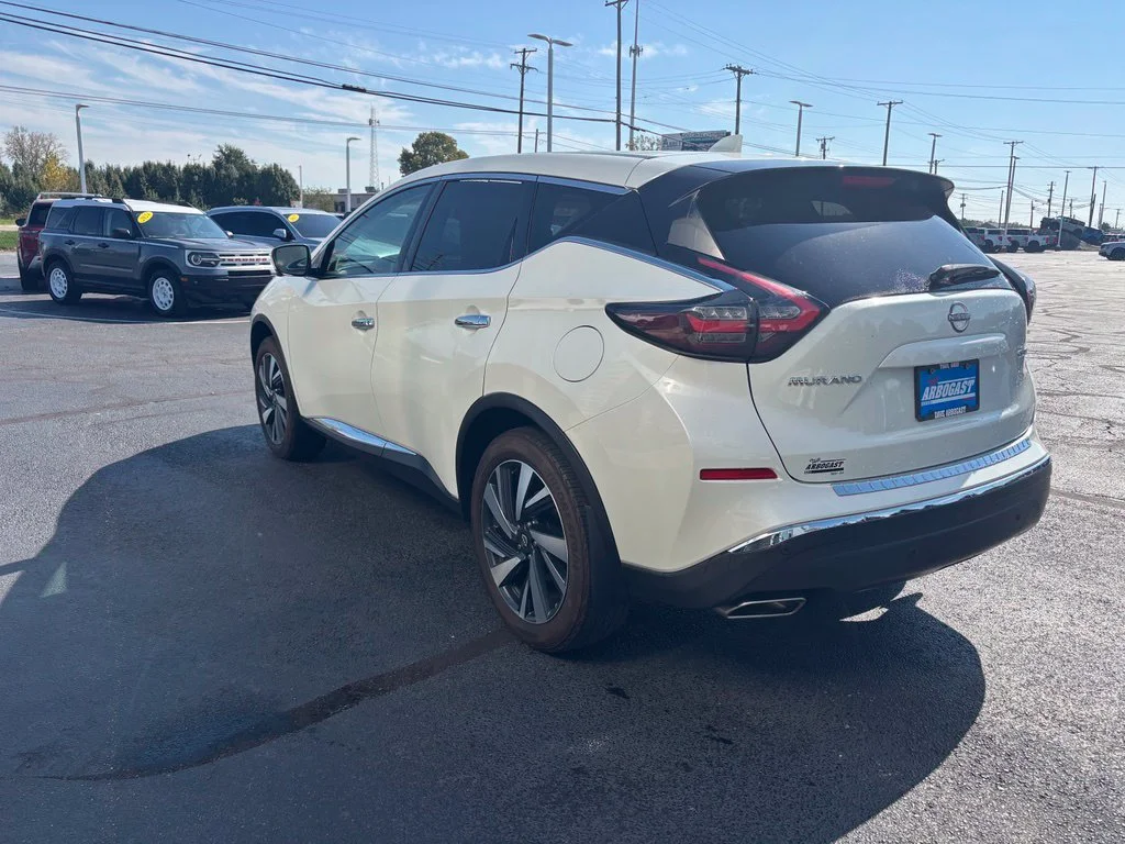 Certified Used 2023 White Nissan SL image 7