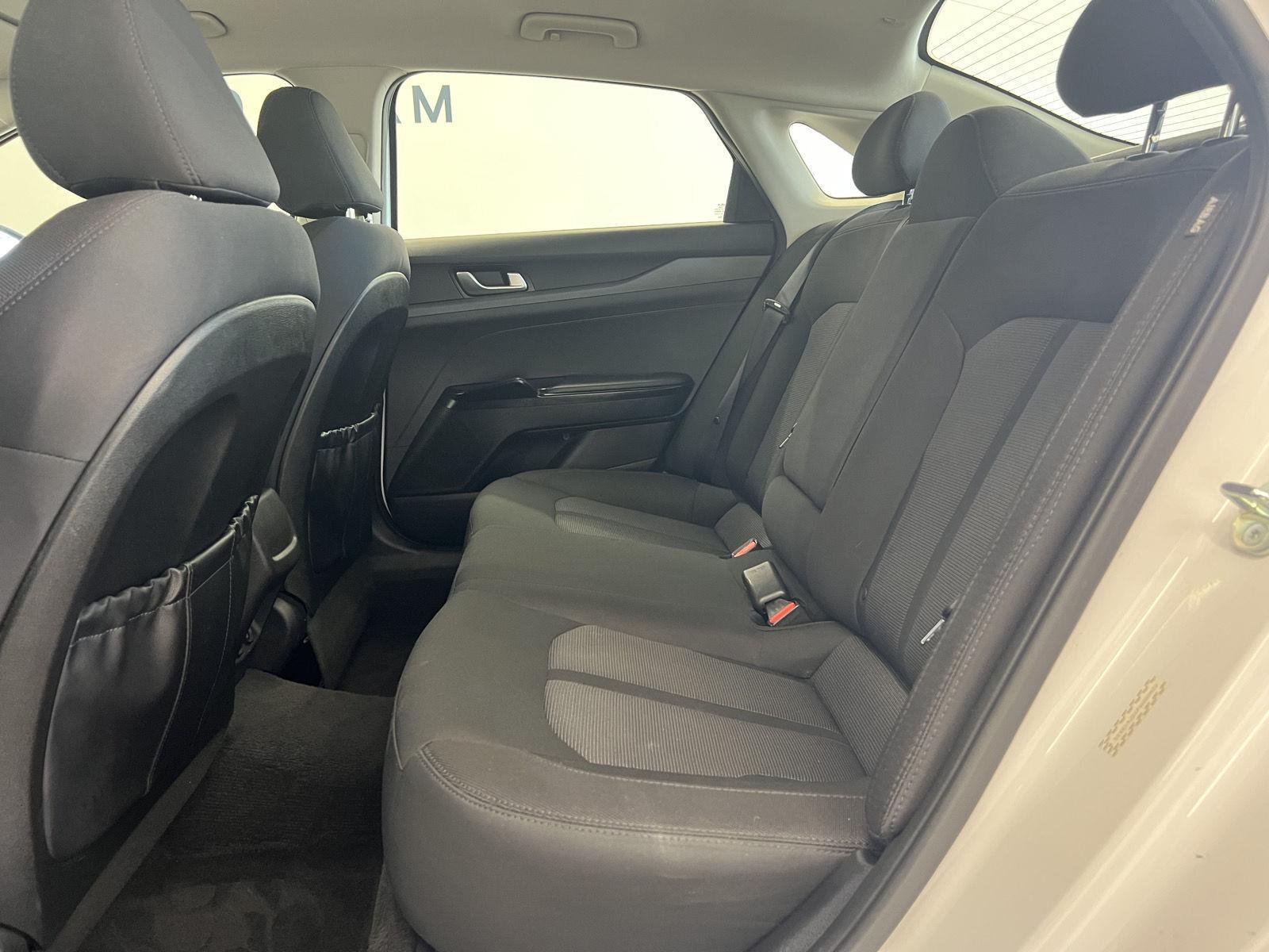 Used 2023 Glacial White Pearl Kia LXS image 24
