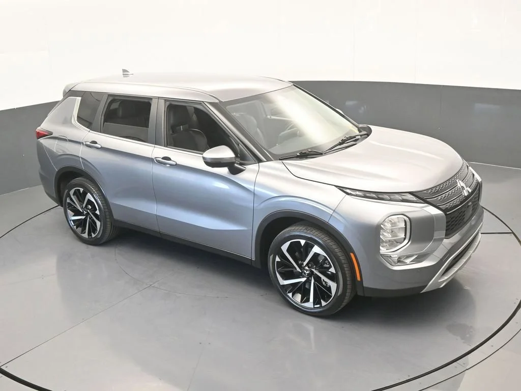 2022 Mitsubishi Outlander SE - Photo 48
