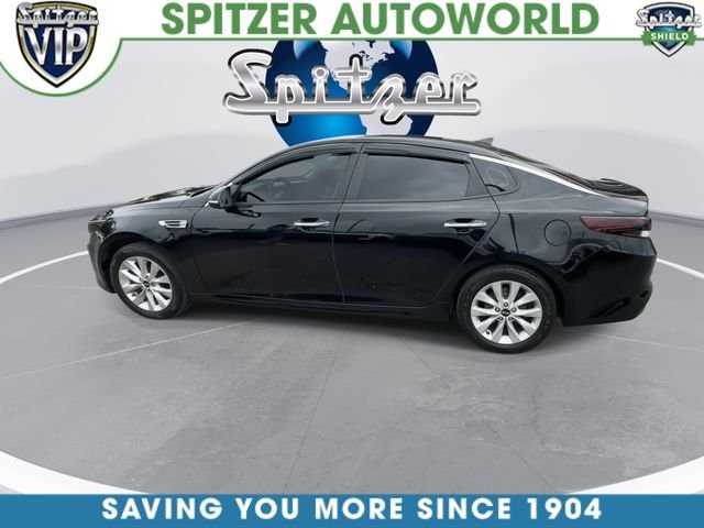 Used 2018 Black Kia LX image 6
