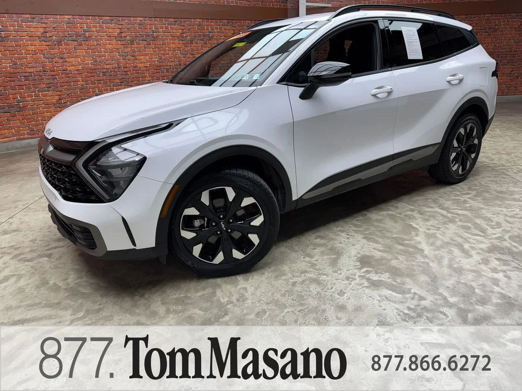 Used 2023 White Pearl Kia X-Line image 1