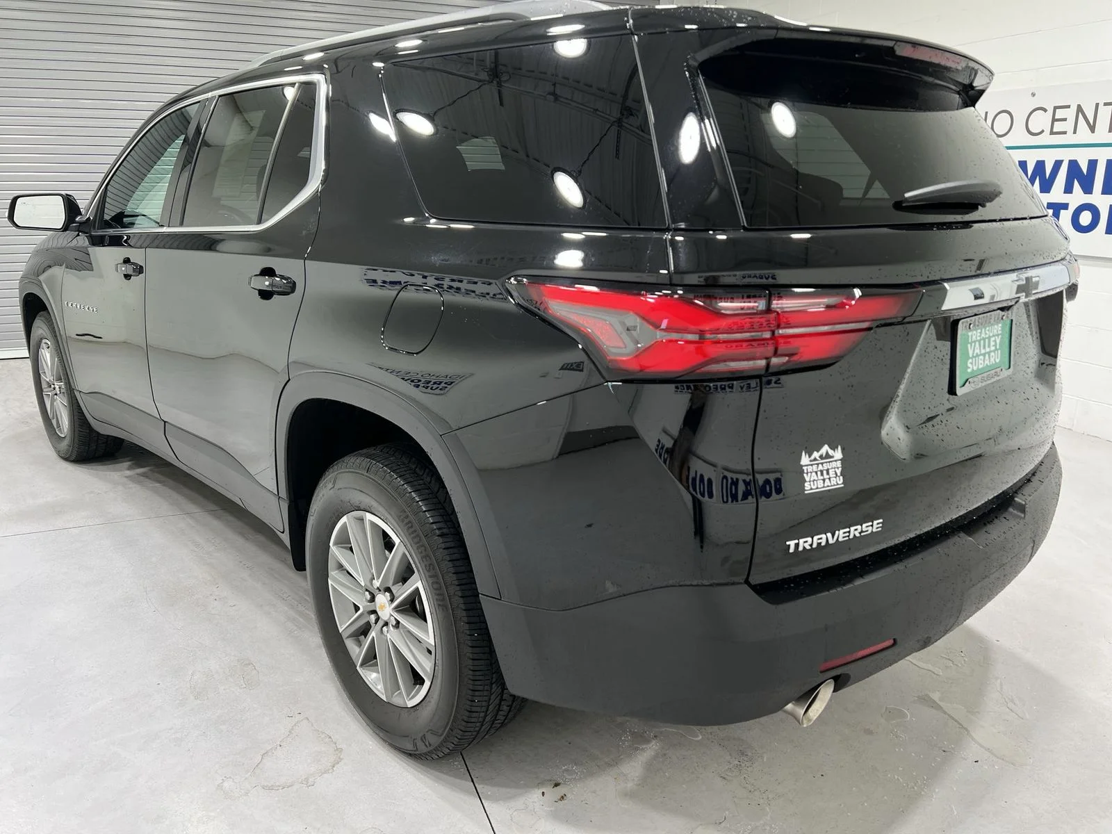 2023 Chevrolet Traverse 1LT - Photo 6
