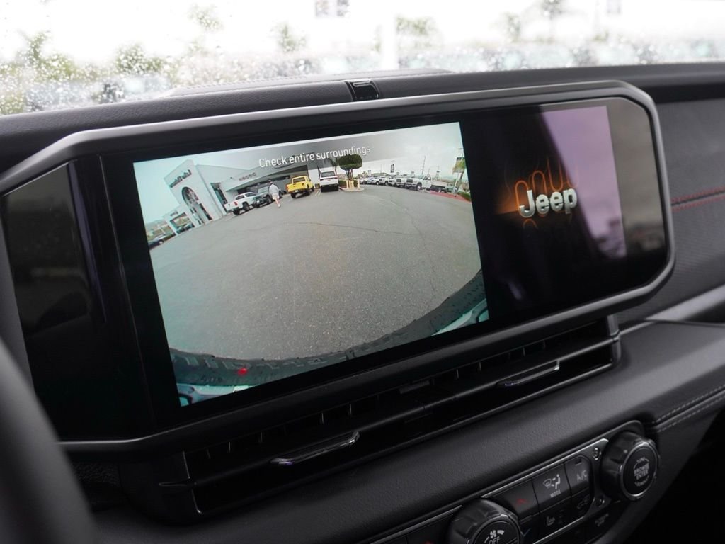 New 2026 Black Clear-Coat Exterior Paint Jeep Rubicon image 13