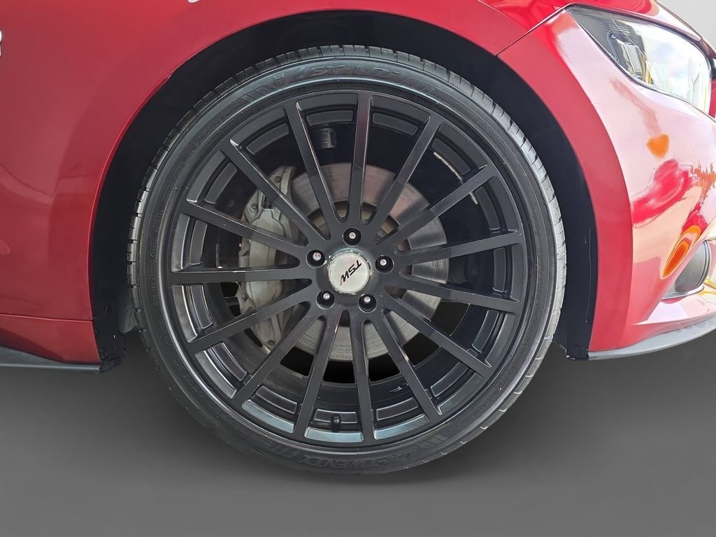Used 2017 Red Ford GT Premium image 15
