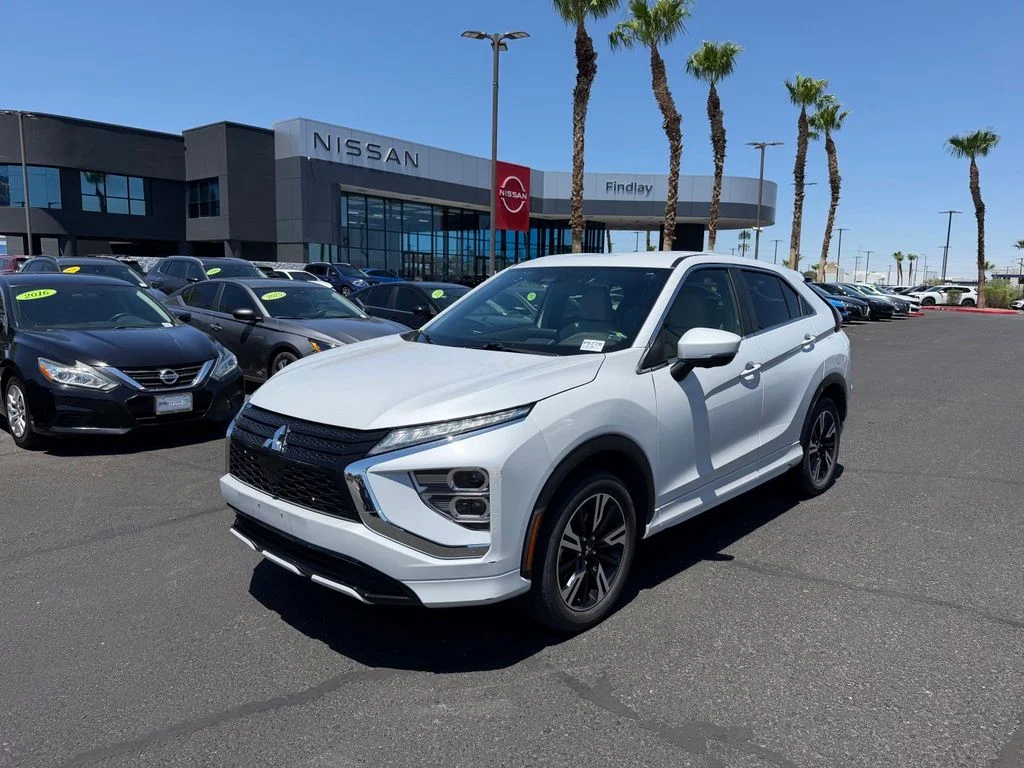 2024 Mitsubishi Eclipse Cross SEL S-AWC's photo