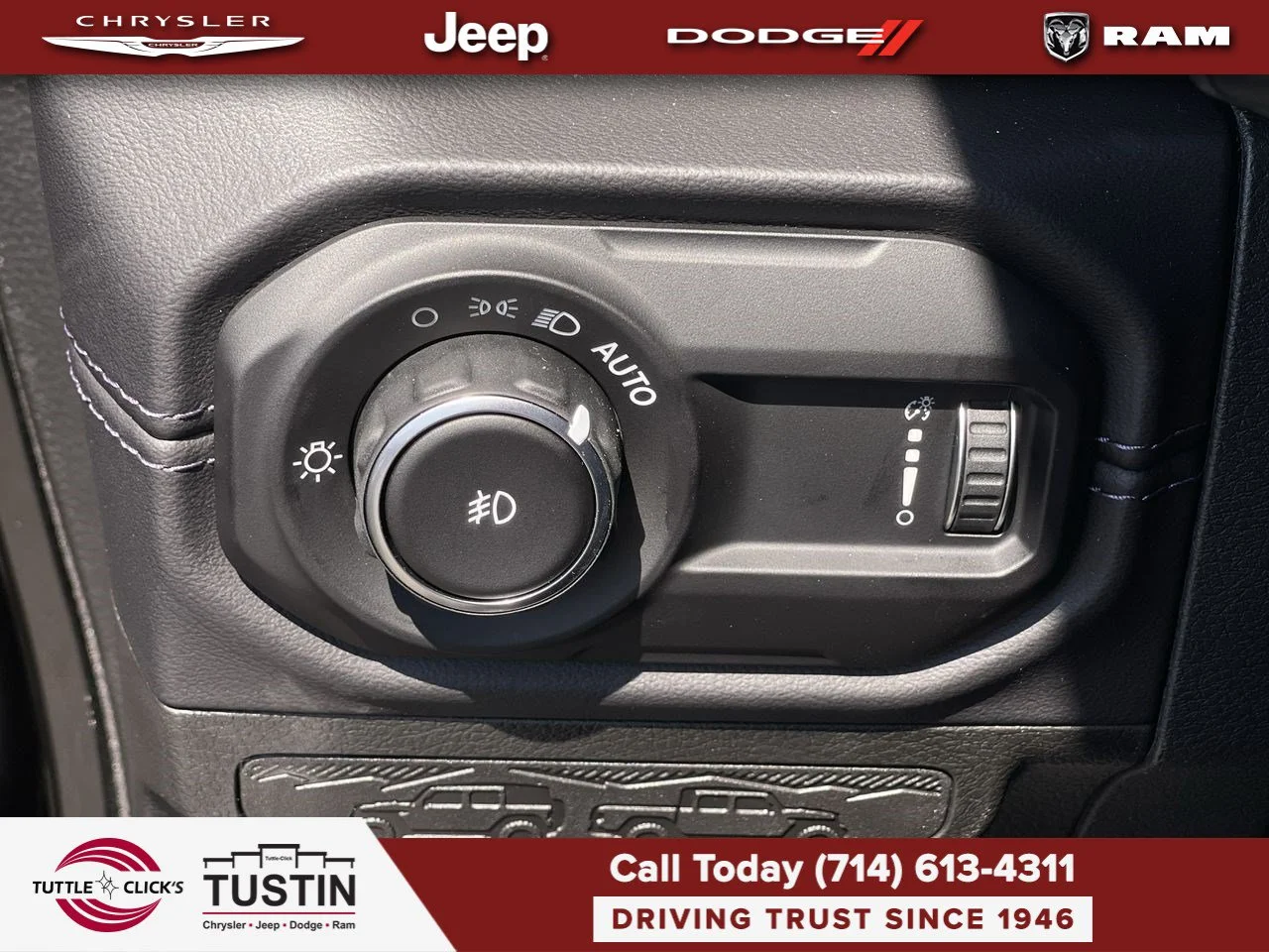 New 2026 Black Clear-Coat Exterior Paint Jeep Rewind image 29