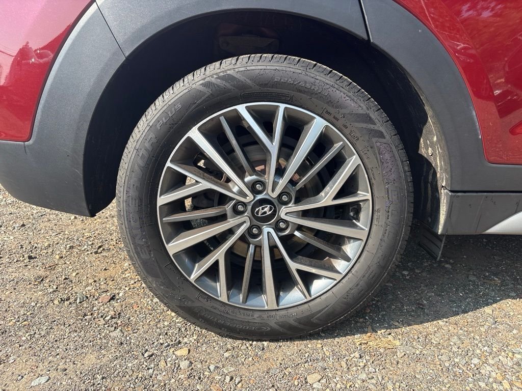 Used 2020 Red Hyundai Ultimate image 19