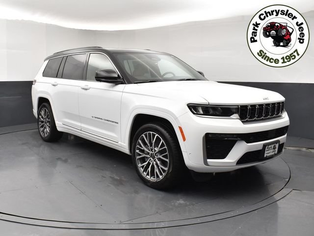 2026 Jeep Grand Cherokee L Summit 4x4's photo