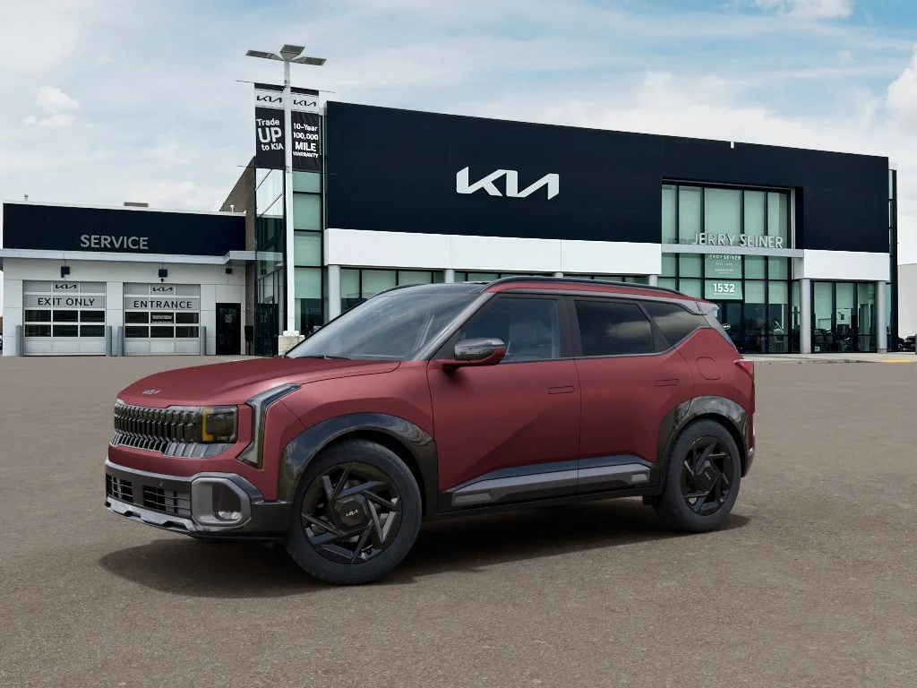New 2027 Magma Red Matte Kia X-Line SX image 3
