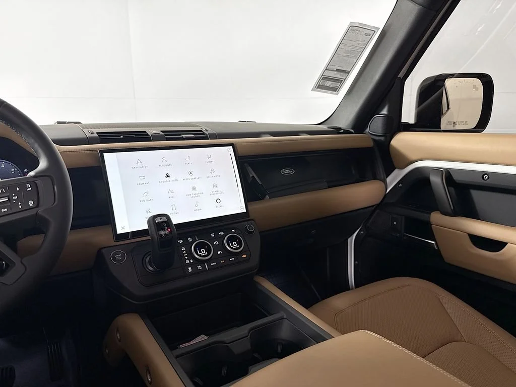 2026 Land Rover Defender X-Dynamic SE - Photo 26