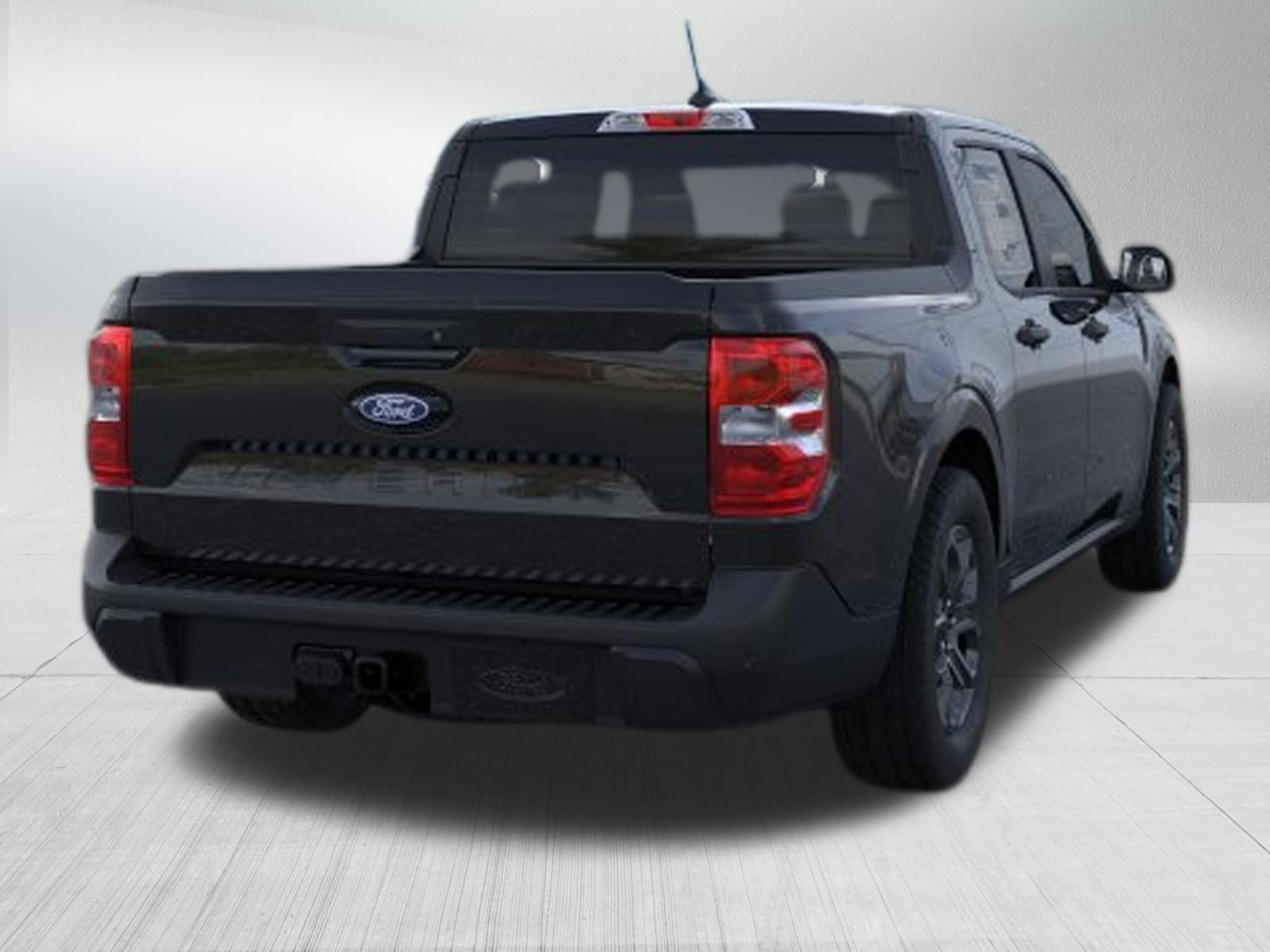 New 2026 Shadow Black Ford XLT image 8