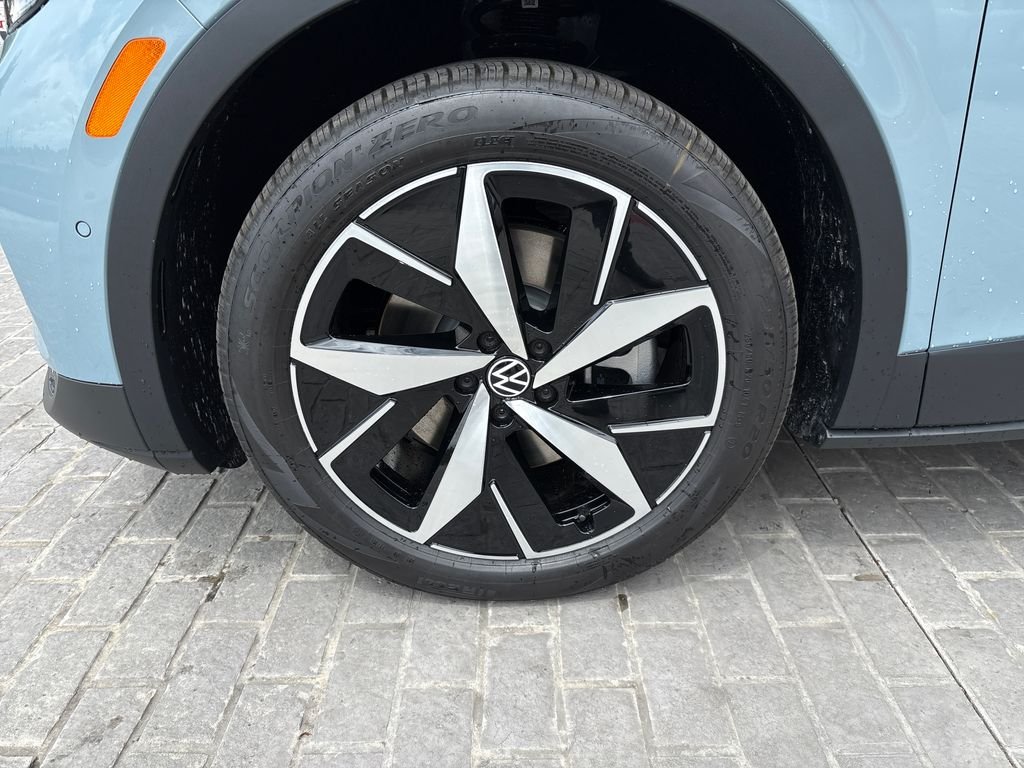 New 2026 Arctic Blue Metallic Volkswagen Pro S image 29