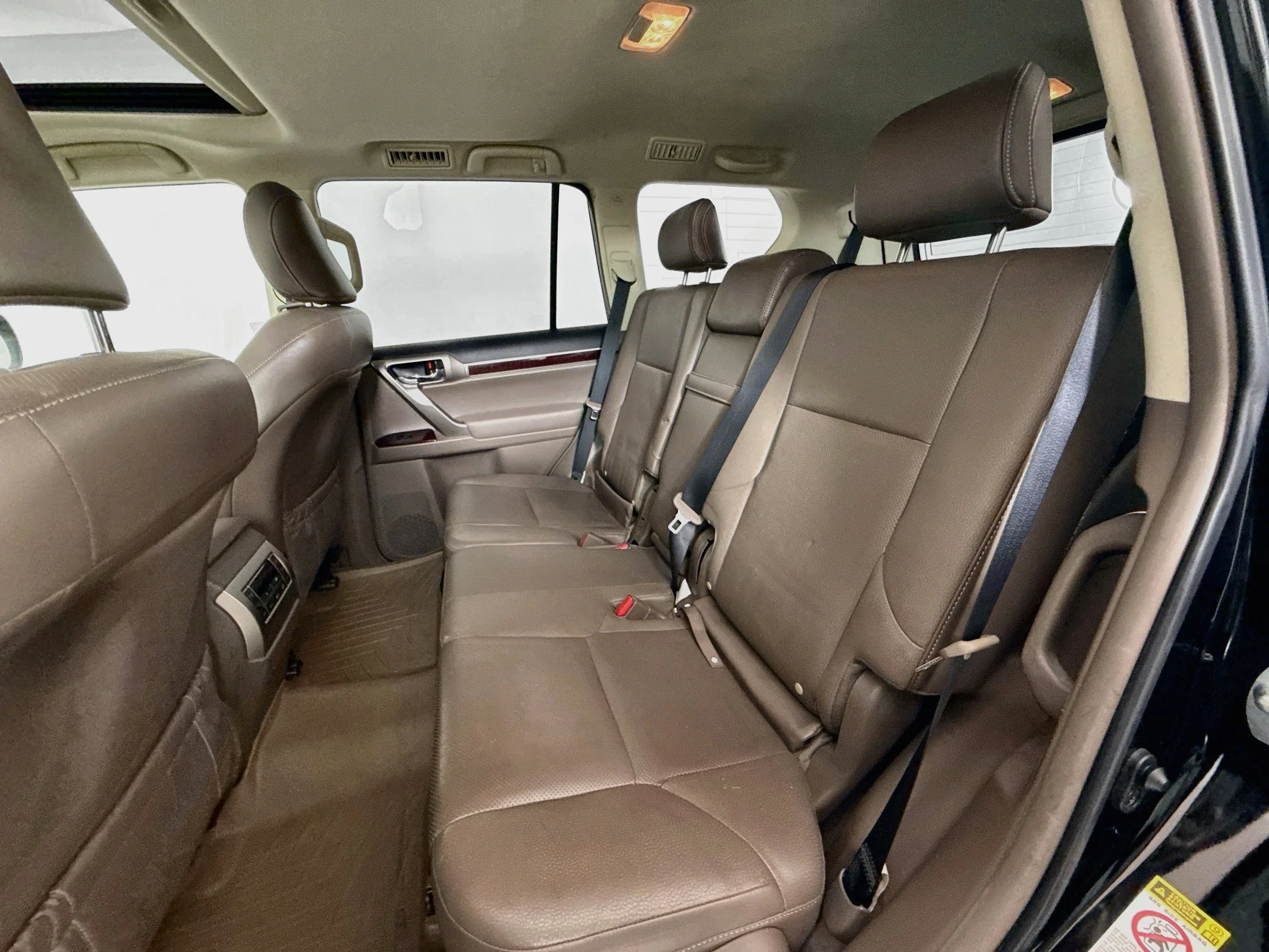 Used 2016 Black Onyx Lexus 460 image 23