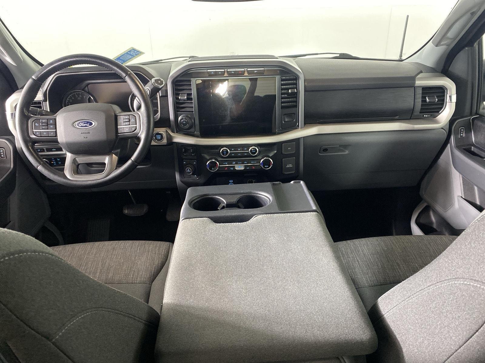 Used 2021 Antimatter Blue Ford XLT image 2