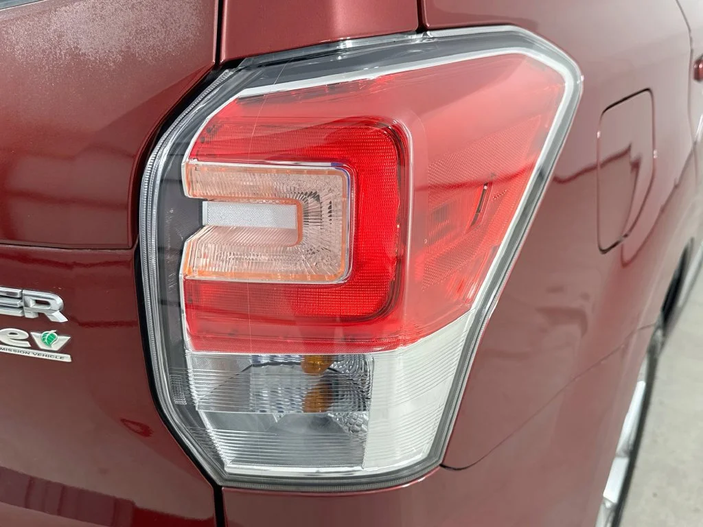 Used 2017 Venetian Red Pearl Subaru 2.5i Touring image 34