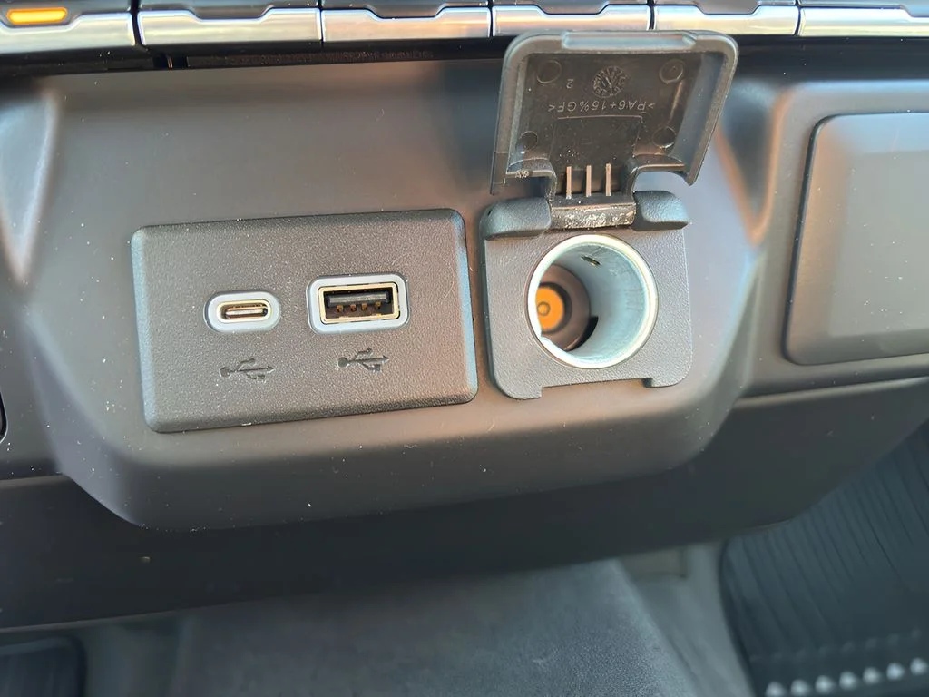 Used 2022 Summit White Chevrolet LT image 11