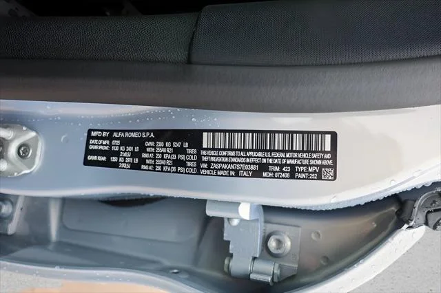 2025 Alfa Romeo Stelvio Base - Photo 27