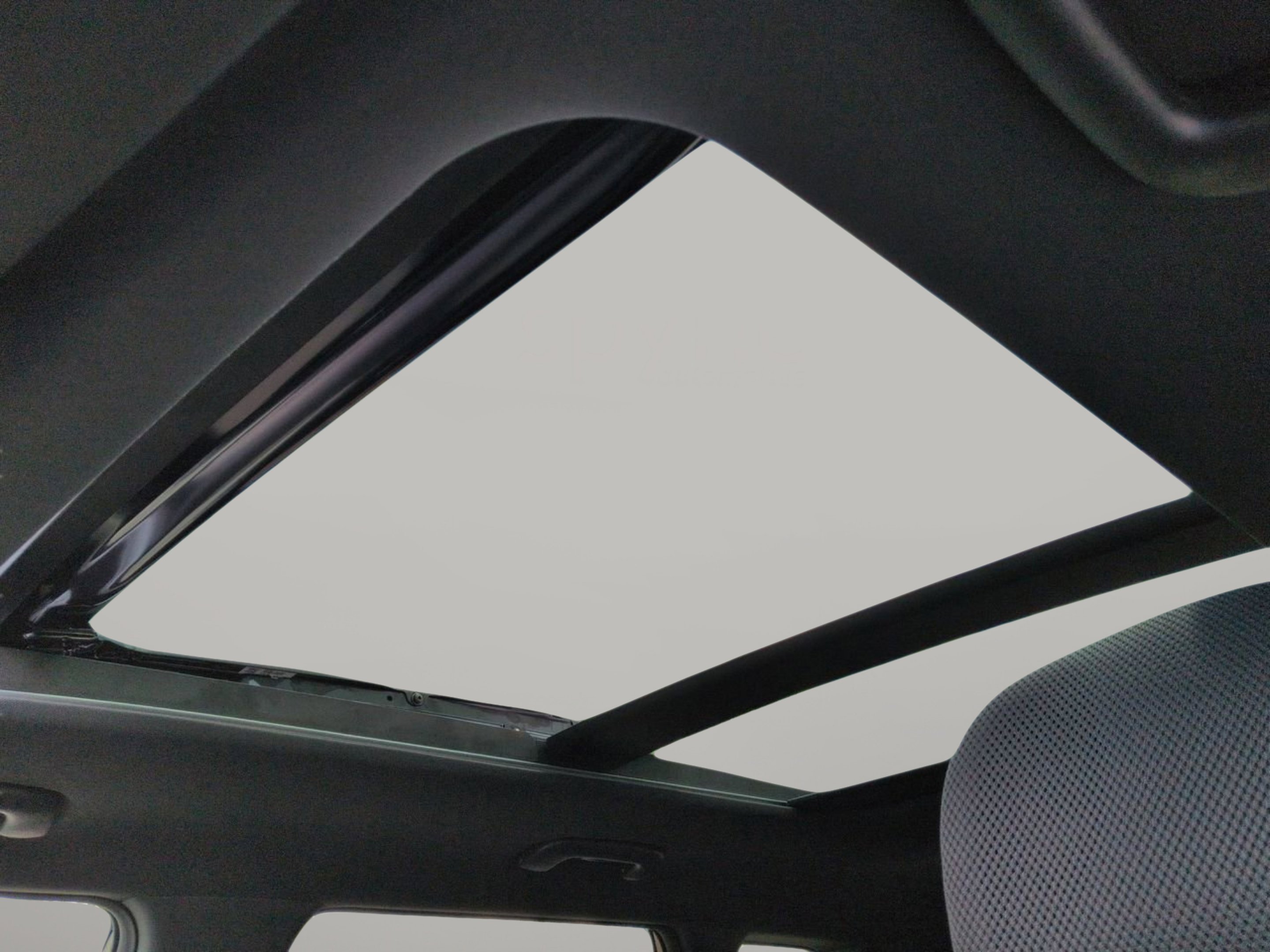 New 2027 Terrain Brown Kia X-Line S image 24