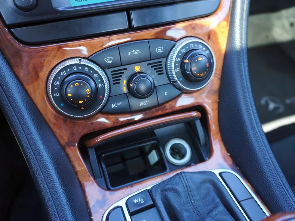 Used 2003 Black Mercedes-Benz SL500 image 24
