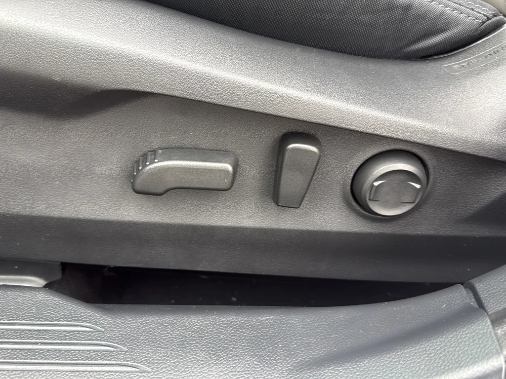 2023 Subaru Outback Premium - Photo 25