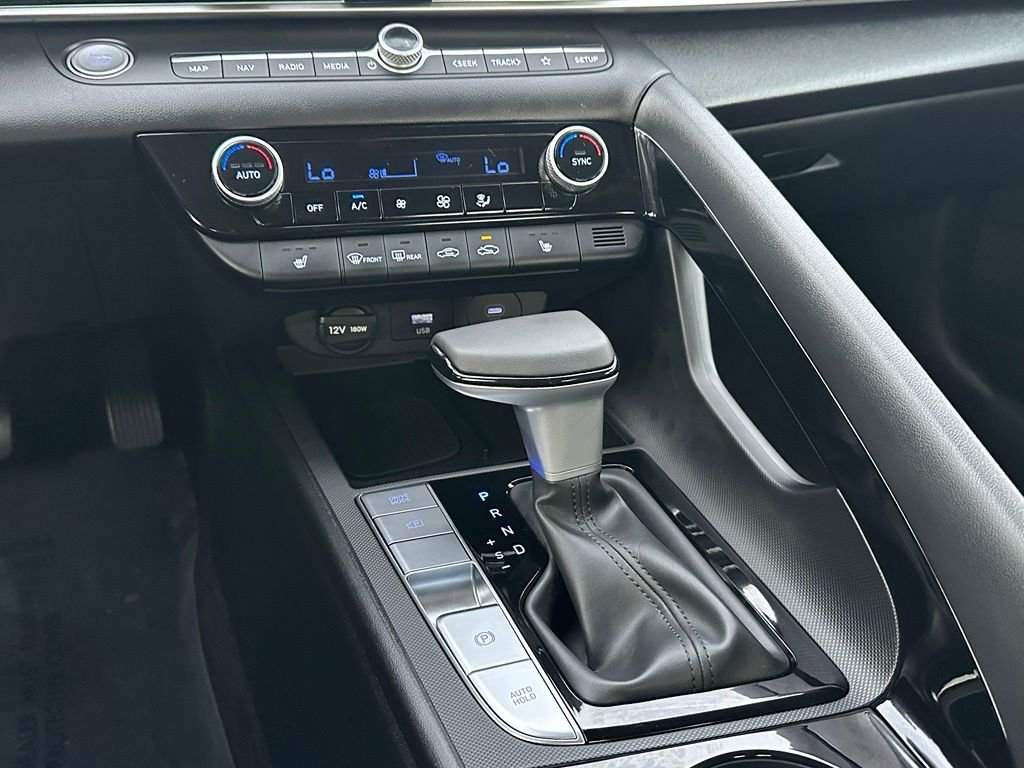 2026 Hyundai Elantra Limited - Photo 20