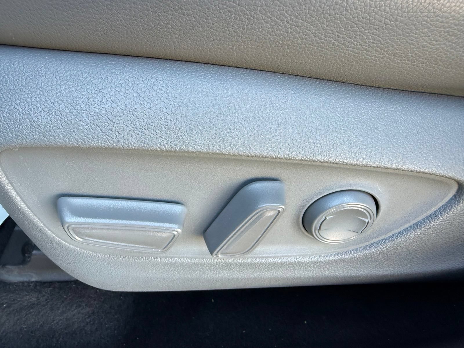 Used 2021 Gray Toyota Platinum image 34