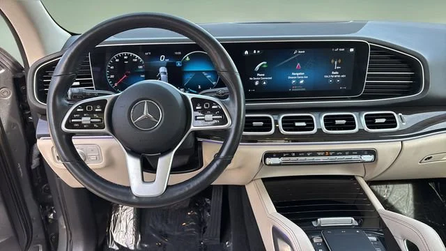 Used 2022 Gray Mercedes-Benz 4MATIC® image 9