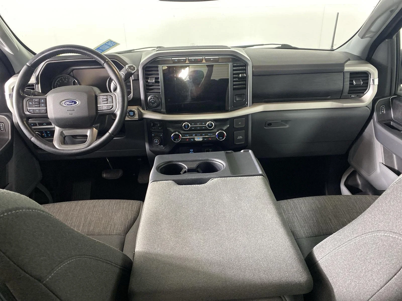 Used 2021 Antimatter Blue Ford XLT image 2