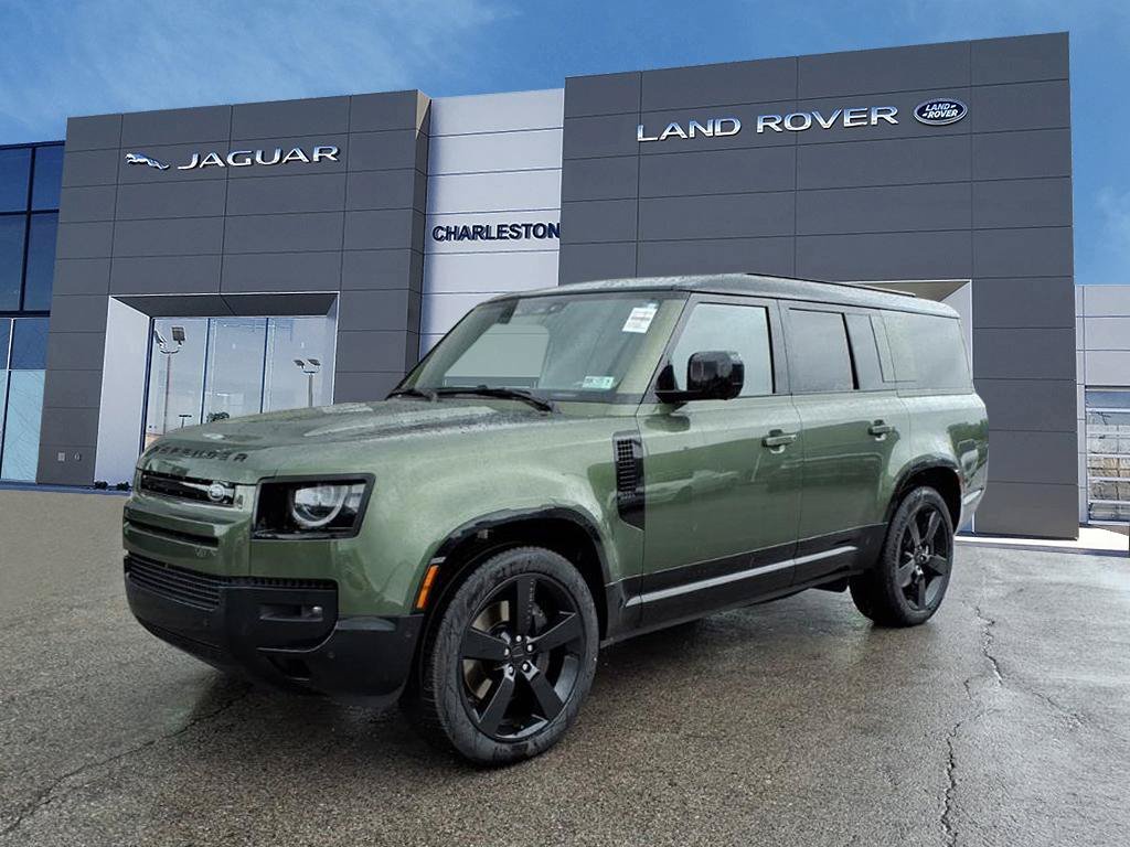 New 2026 Woolstone Green Metallic Land Rover X-Dynamic SE image 1