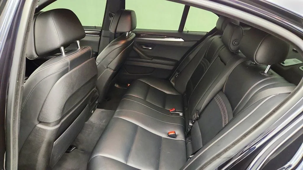Used 2015 Azurite Black Metallic BMW 4dr Sdn 550i xDrive M Sport w/ Executive & Luxury Seating Pkgs image 22
