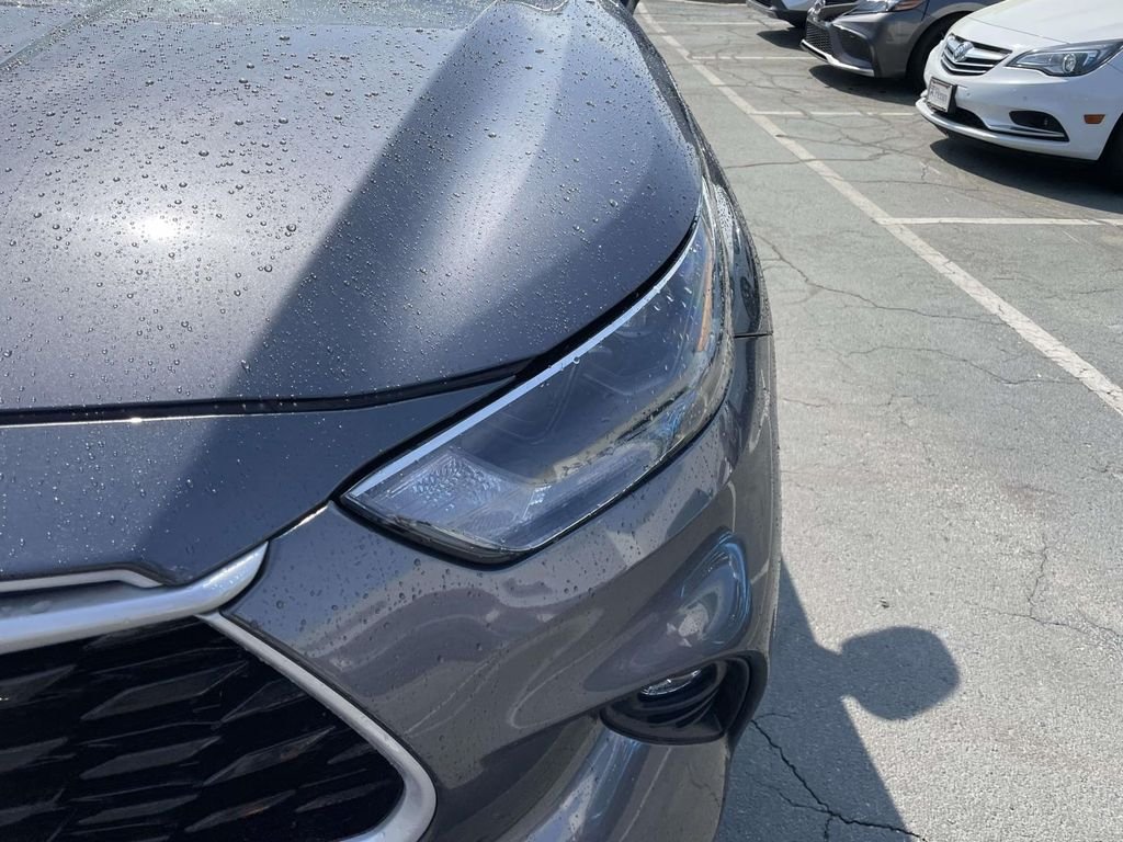 2023 Toyota Highlander XLE - Photo 13