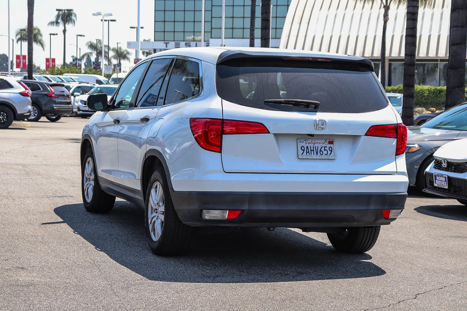 Used 2018 White Diamond Pearl Honda LX image 13