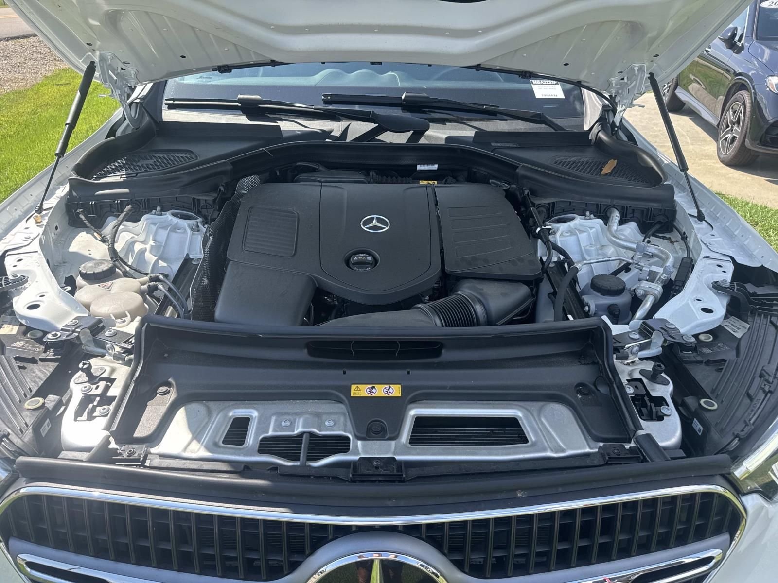 Certified Used 2026 White Mercedes-Benz GLC 300 image 10