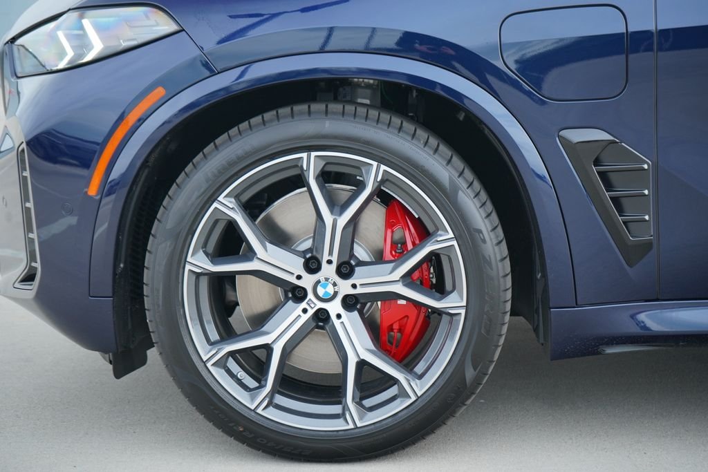 New 2026 Tanzanite Blue II Metallic BMW xDrive50e image 5