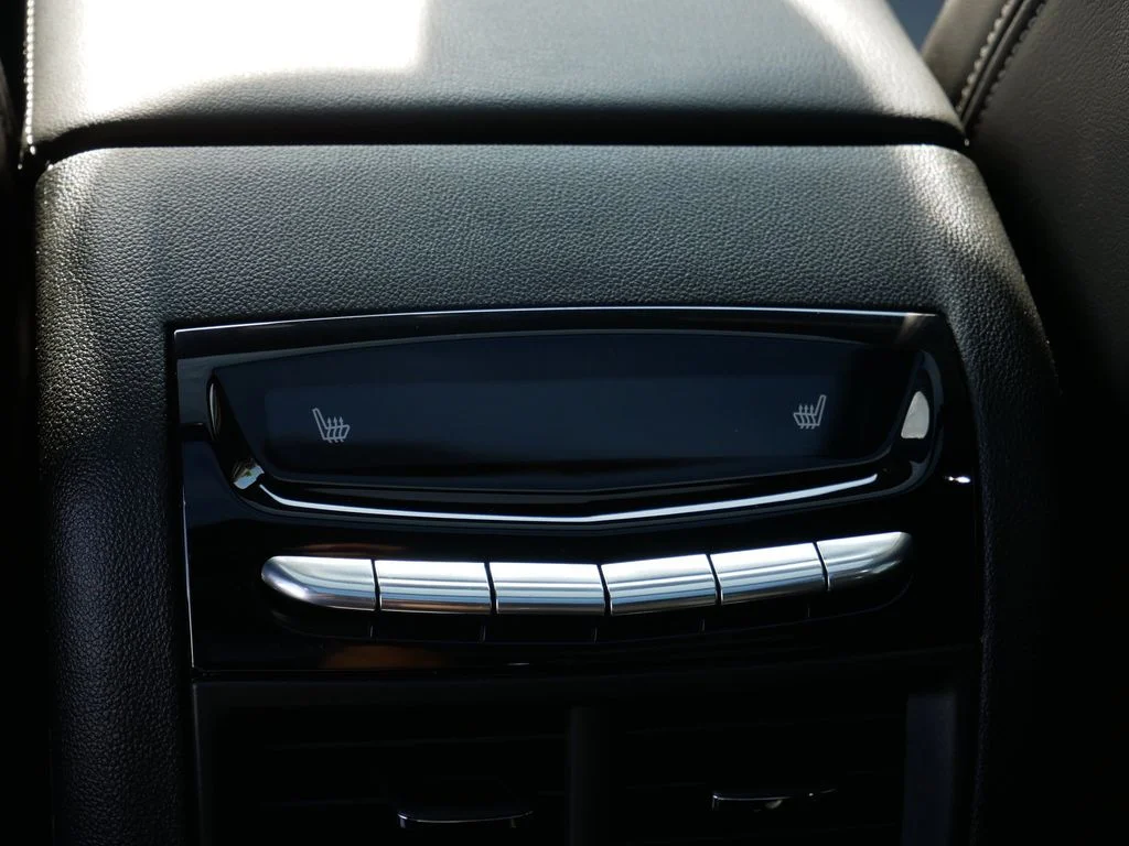 Used 2025 Green Cadillac Premium Luxury image 14