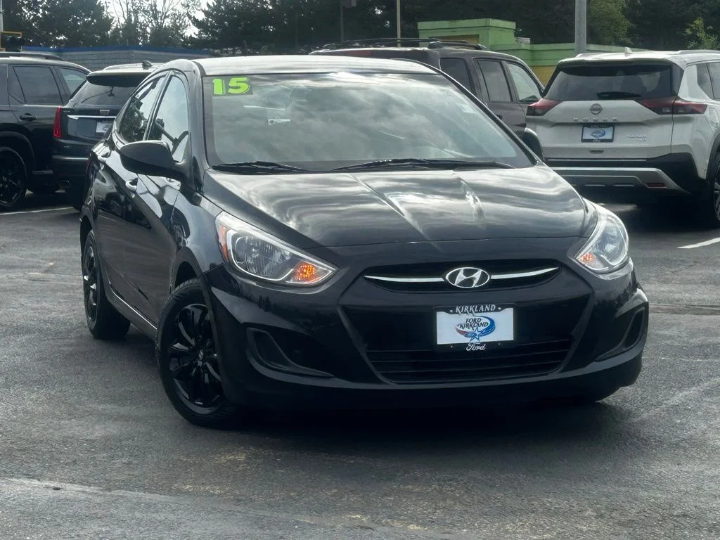 2015 Hyundai Accent GLS 4-Door 6-Speed Automatic's photo