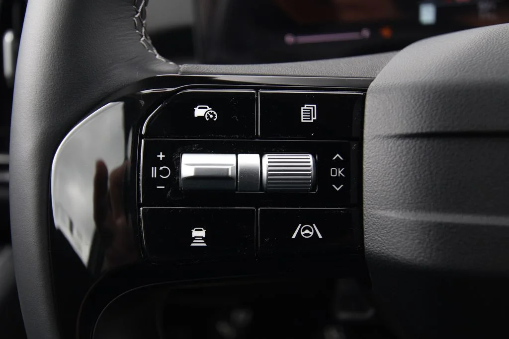 New 2026 Gray Kia S image 22