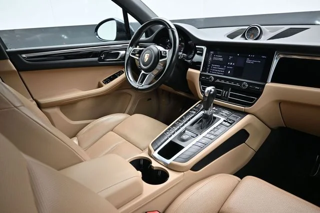 Used 2019 Blue Porsche Base image 13