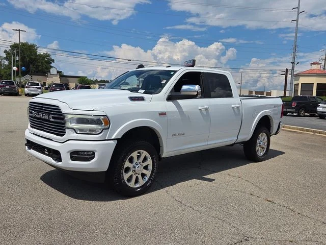 Used 2022 White Ram Laramie image 3