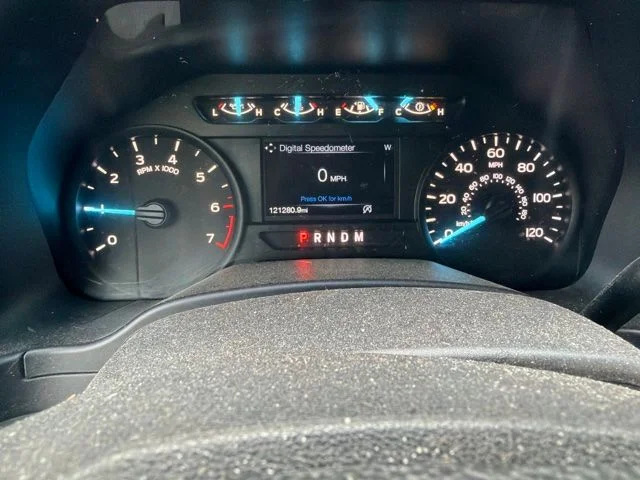 Used 2019 Gray Ford XL image 6