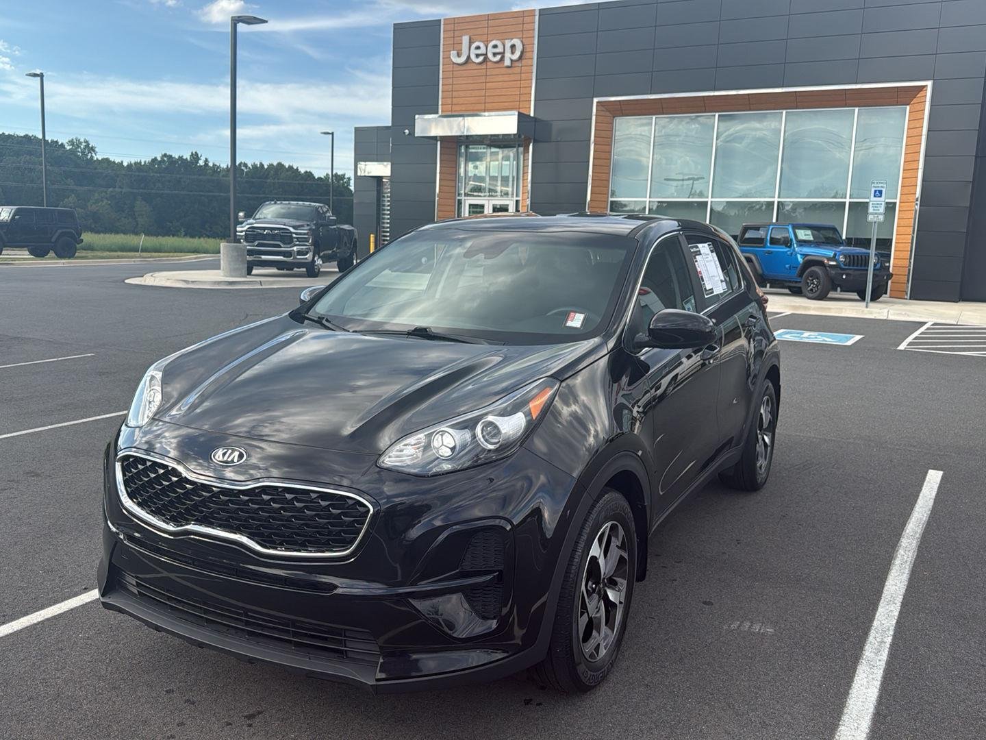 2022 Kia Sportage LX