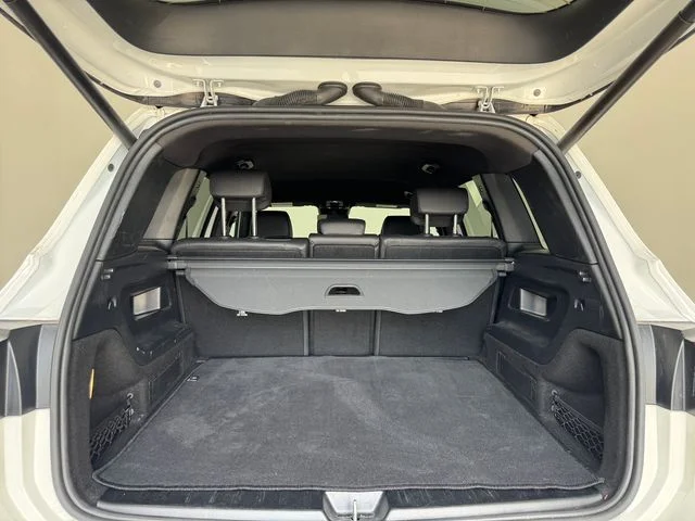Certified Used 2024 Polar White Mercedes-Benz GLB 250 image 7