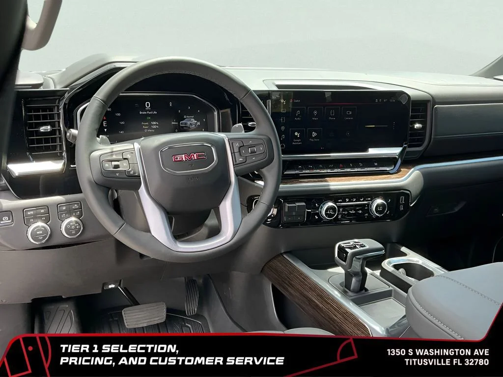New 2026 Sterling Metallic GMC Elevation image 17