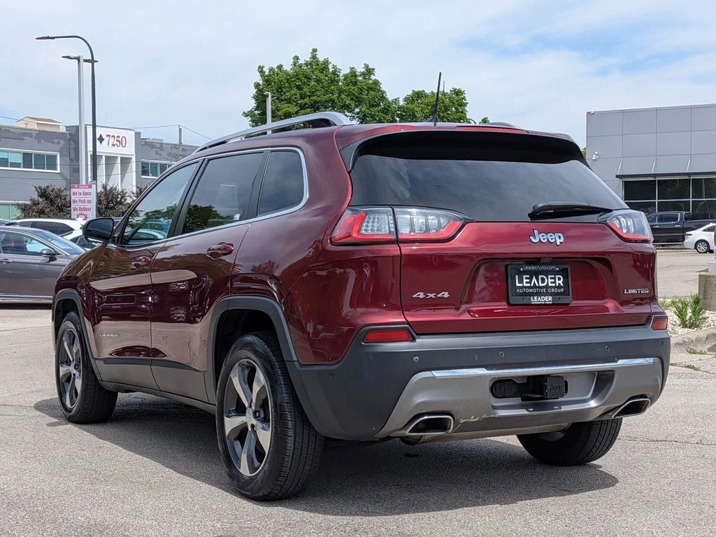 Used 2019 Red Jeep Limited image 5