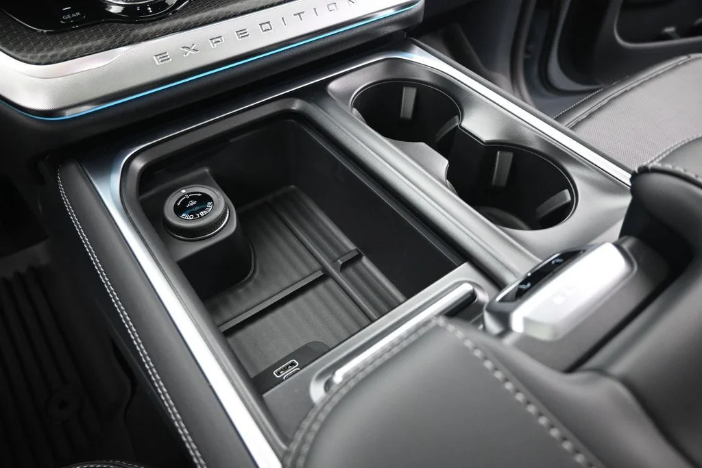 New 2026 Glacier Gray Metallic Tri-Coat Ford Platinum image 17