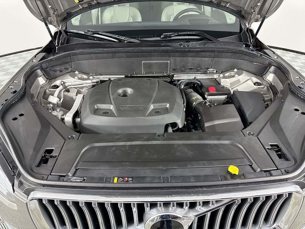 Used 2021 Gray Volvo T6 Inscription image 33