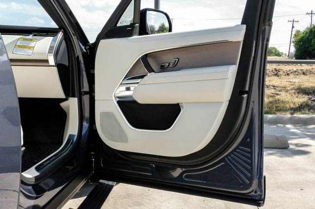 New 2027 Varesine Blue Land Rover SE image 53