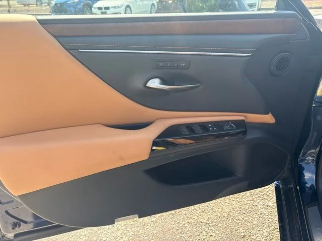 Used 2025 Blue Lexus 350 image 10
